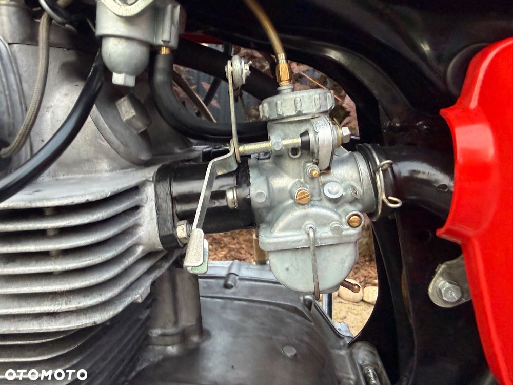 Honda CB - 18