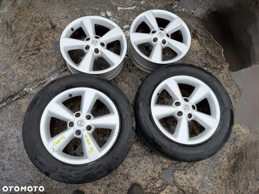 Felgi 17' koła Nissan Qashqai J10 5x114,3 ET40 17x6,5J centr 66,1 OE - 1