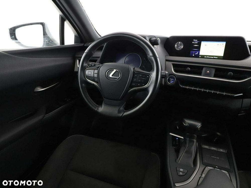 Lexus UX 250h GPF Business 2WD - 17