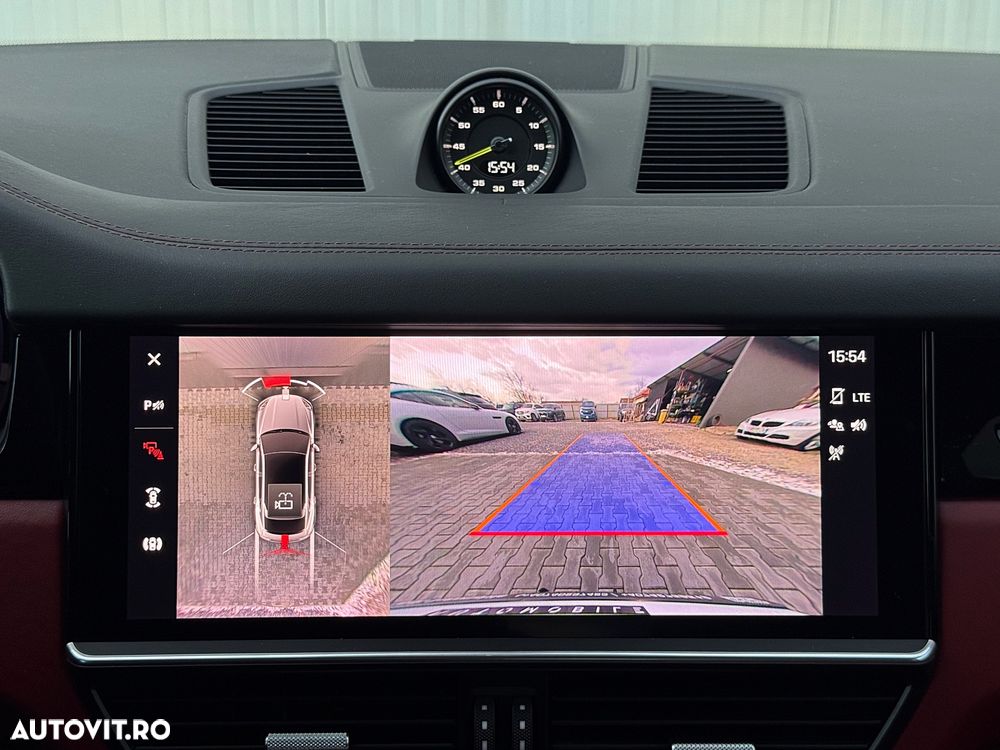 Porsche Cayenne Coupe E-Hybrid Tiptronic S Platinum Edition - 28