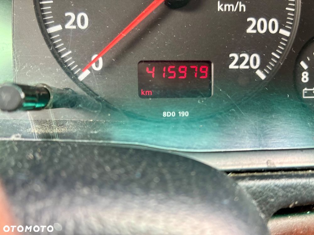 Audi A4 Limousine 1.9 TDI Quattro - 9