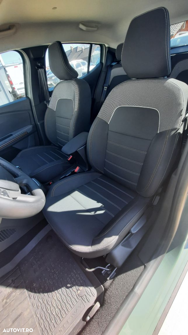 Dacia Sandero - 11