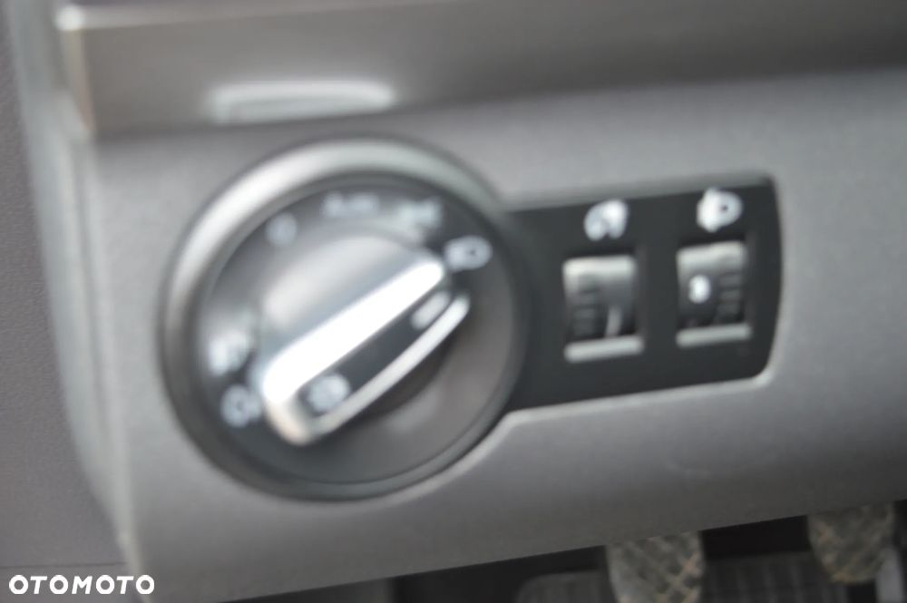 Volkswagen Touran 1.6 TDI DPF Cross - 17