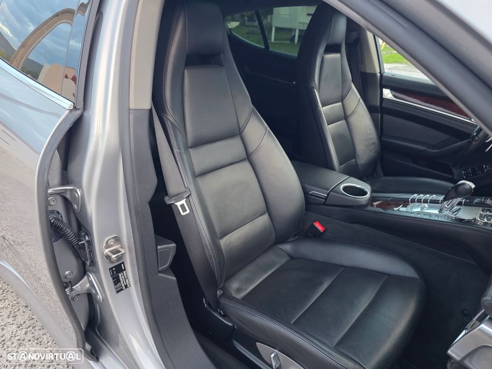 Porsche Panamera 4S PDK - 10