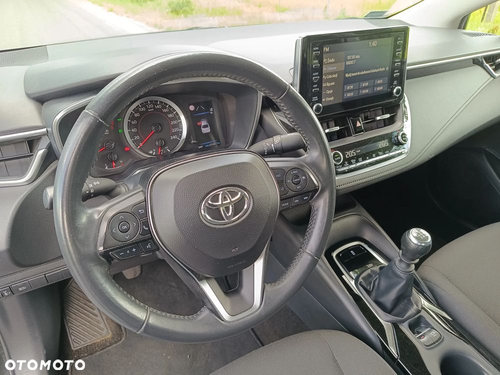 Toyota Corolla 1.6 Comfort - 32