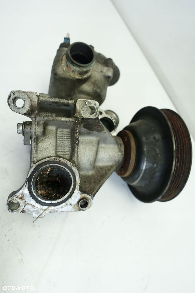 Mercedes W124 3.0 24V POMPA WODY R1042030274 - 8