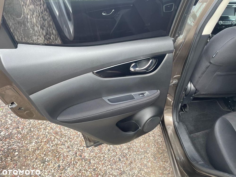 Nissan Qashqai 1.2 DIG-T N-Connecta - 13
