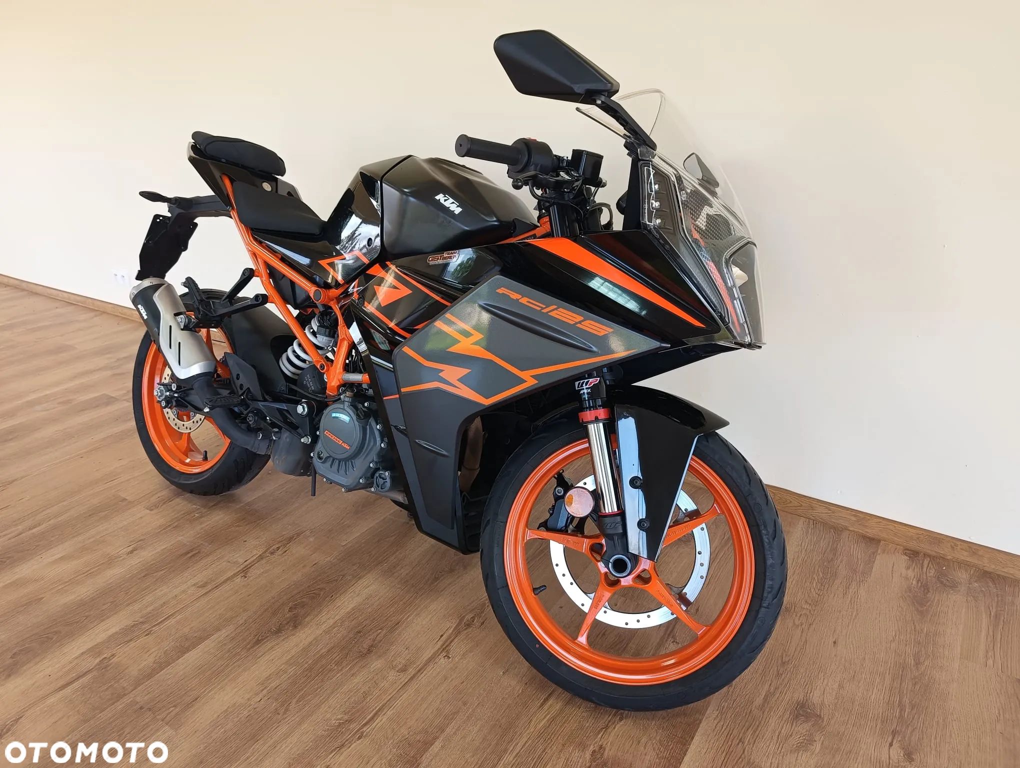 KTM RC 125 - 1
