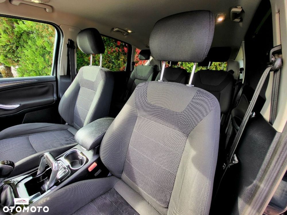 Ford S-Max - 31