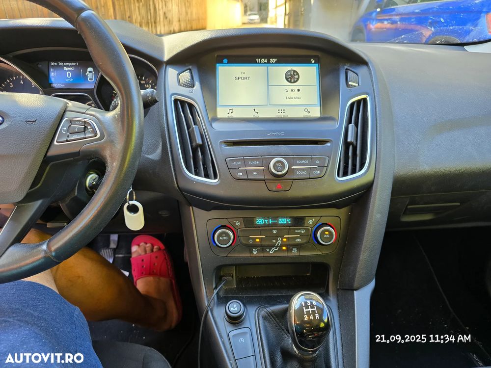 Ford Focus 1.0 EcoBoost Trend - 12