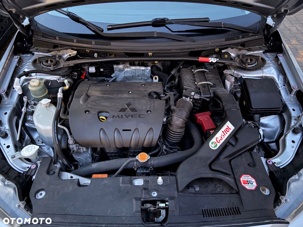 Mitsubishi Lancer 1.8 Intense - 17