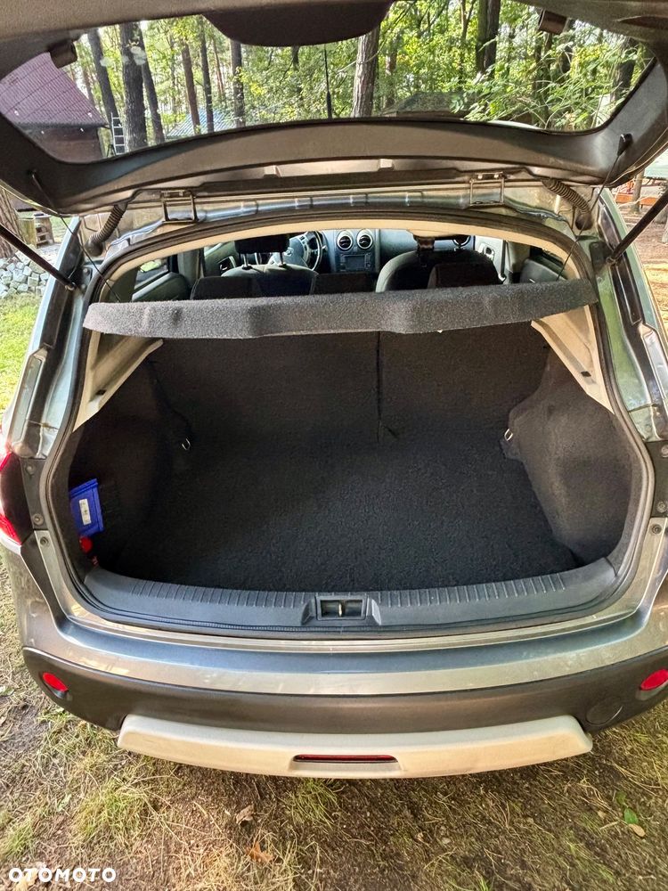 Nissan Qashqai 2.0 Visia - 10