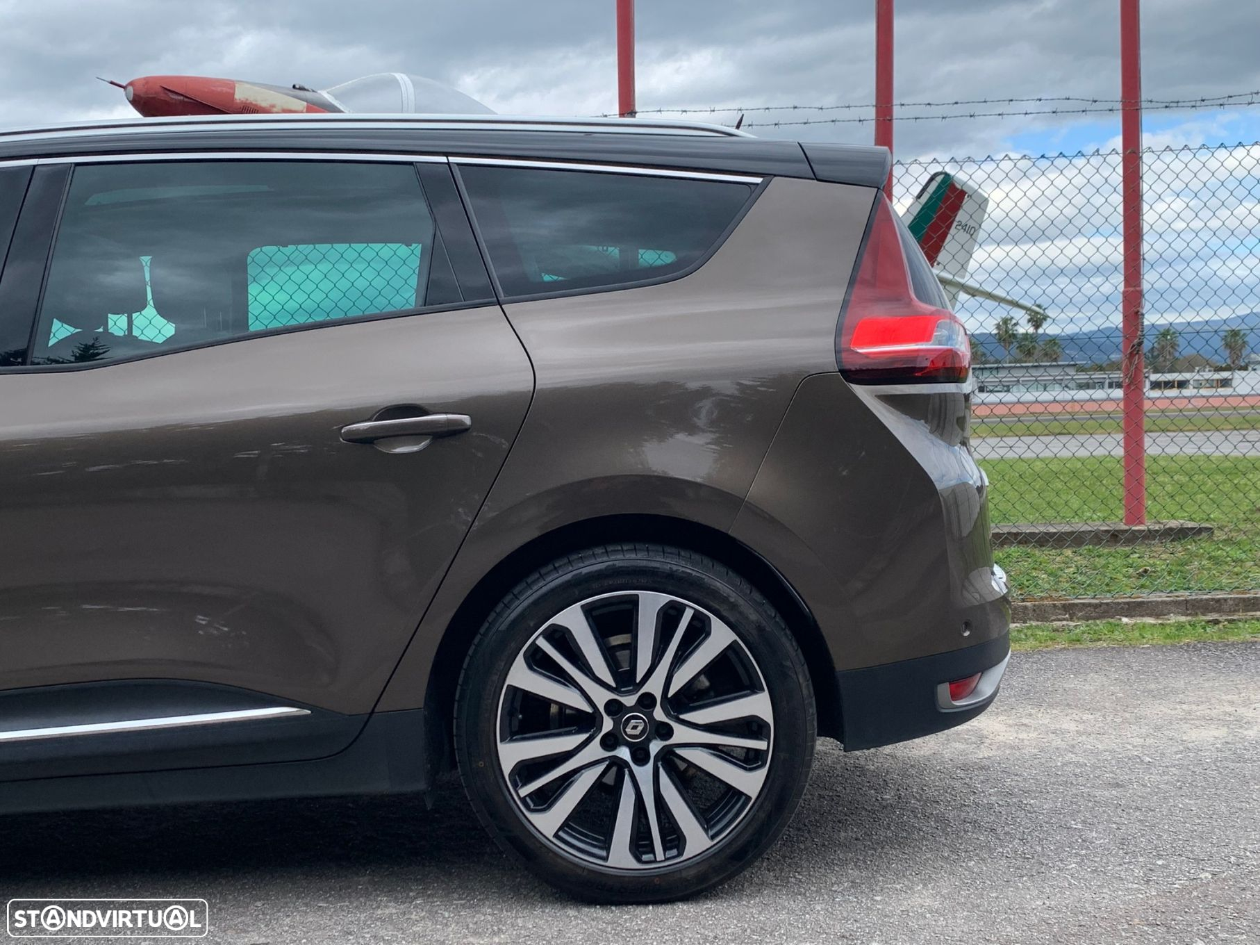 Renault Grand Scénic 1.5 dCi Intens Hybrid Assist SS - 24