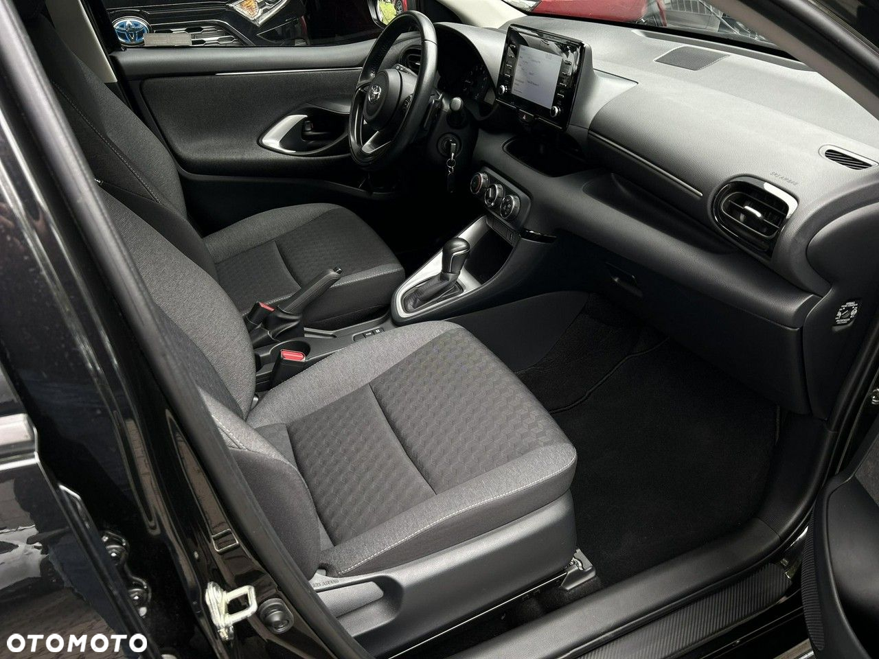 Toyota Yaris - 14