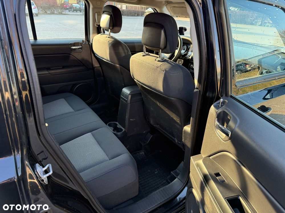 Jeep Patriot 2.4 Sport - 14