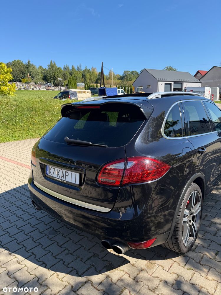 Porsche Cayenne - 8