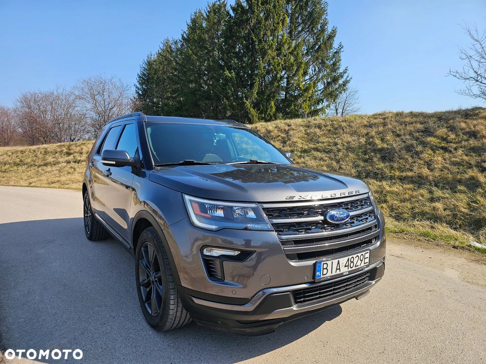 Ford Explorer - 11