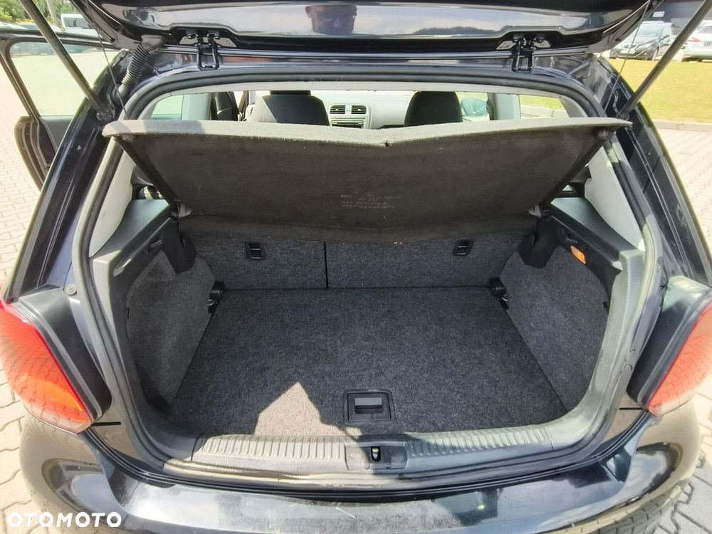 Volkswagen Polo - 16