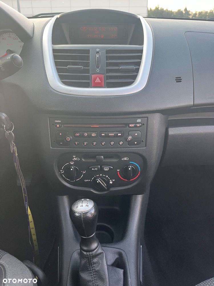 Peugeot 206 plus 206+ 1.1 Presence - 12