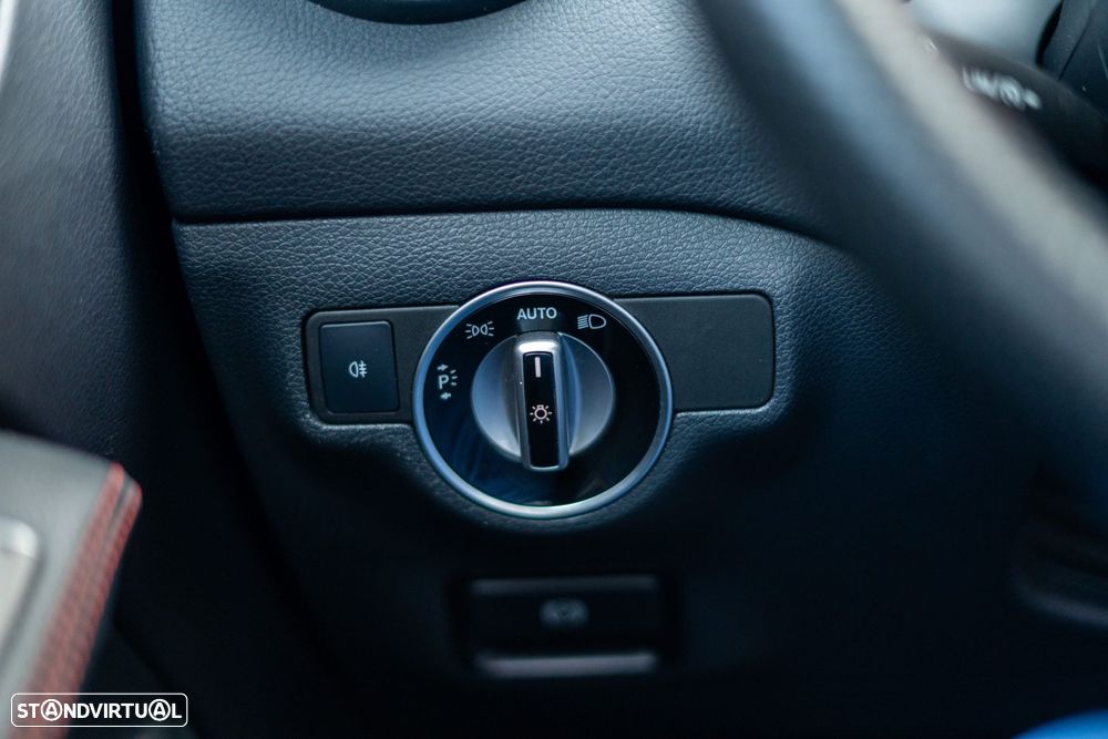 Mercedes-Benz CLA 180 d AMG Line - 35