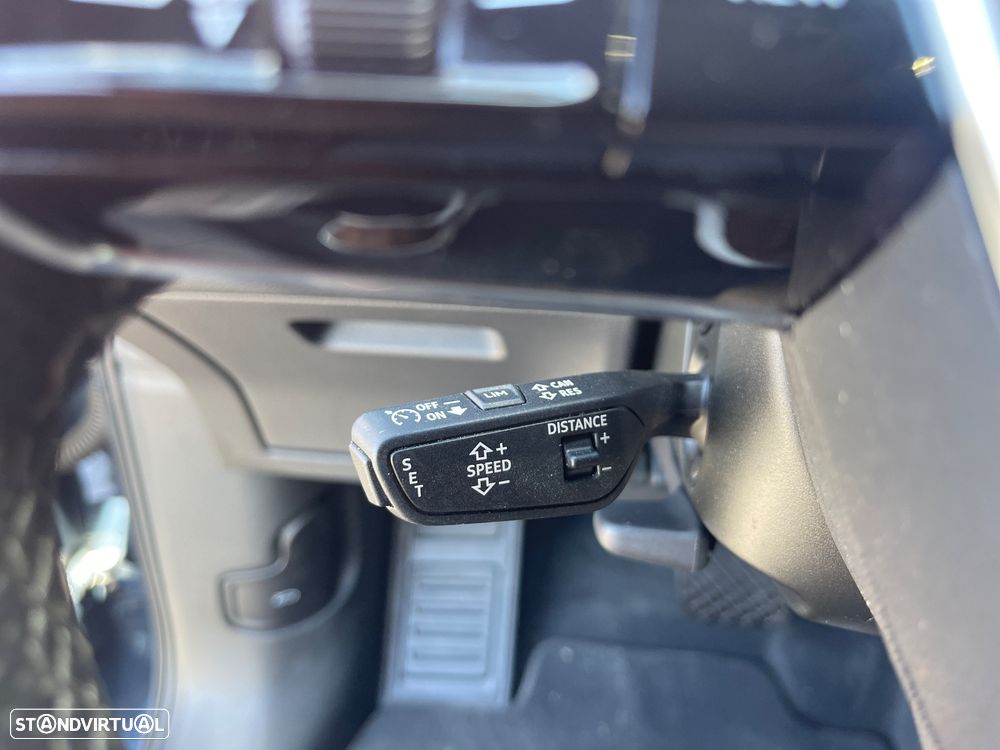 Audi e-tron S quattro - 32