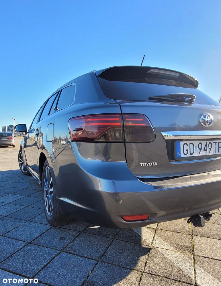 Toyota Avensis 2.2 D-4D Prestige Premium - 9