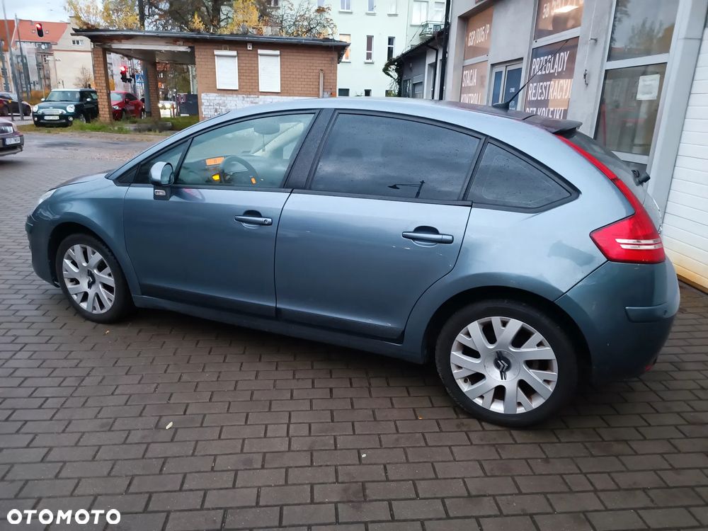 Citroën C4 1.6 HDi FAP EGS6 Confort - 3