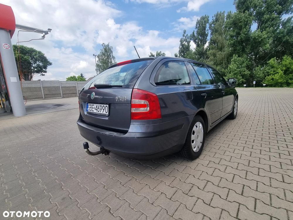 Skoda Octavia 1.6 Ambiente EU5 - 24