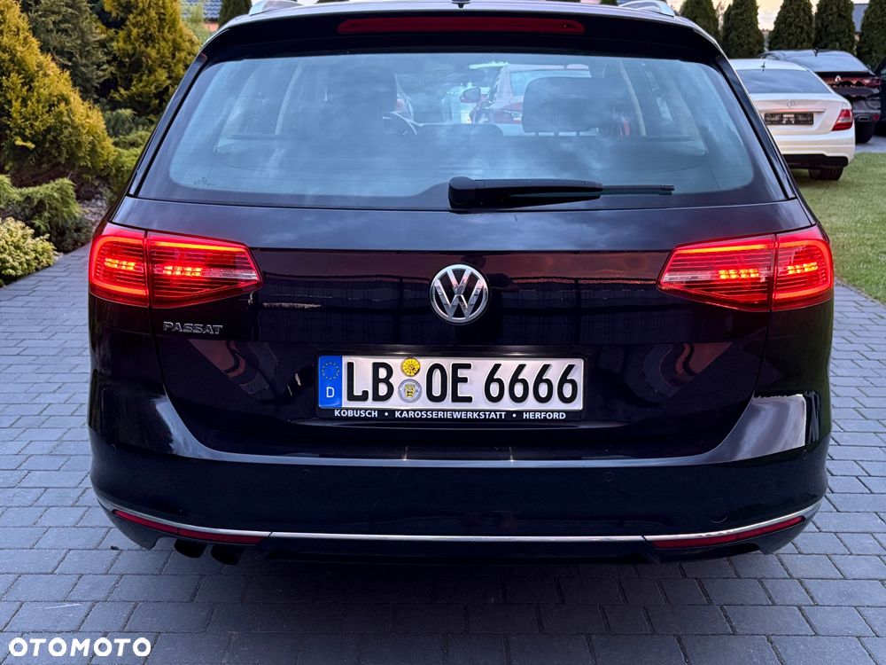 Volkswagen Passat 1.8 TSI (BlueMotion Technology) DSG Highline - 3