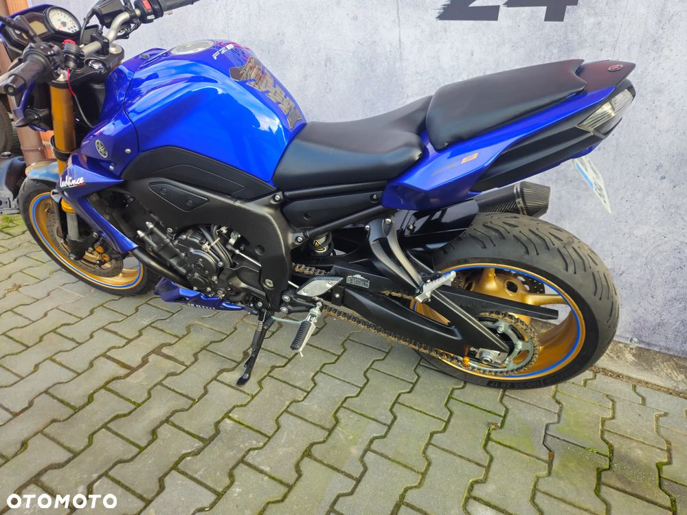 Yamaha FZ8 - 13
