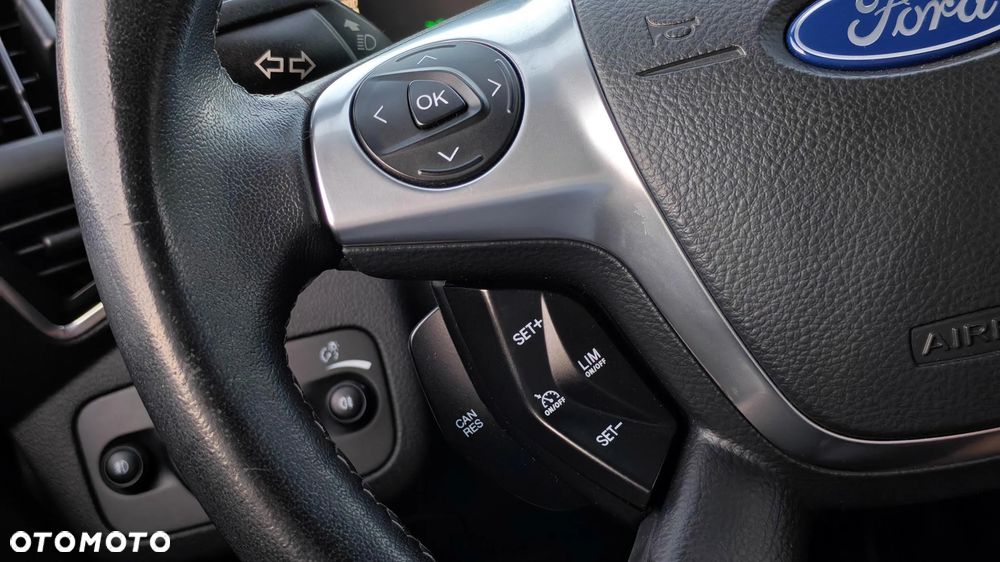 Ford Kuga 2.0 TDCi 4x4 Individual - 35