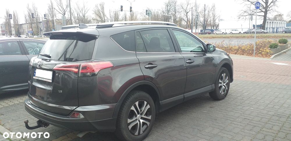 Toyota RAV4 - 4