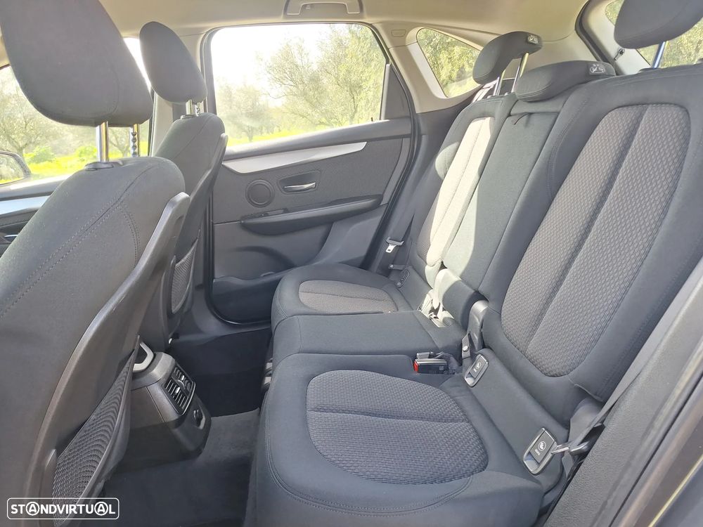 BMW 216 Active Tourer d - 10