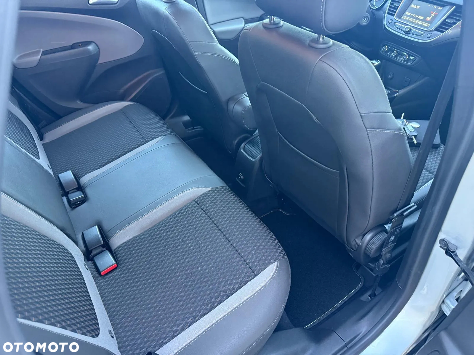Opel Crossland X 1.2 Start/Stop 120 Jahre - 24