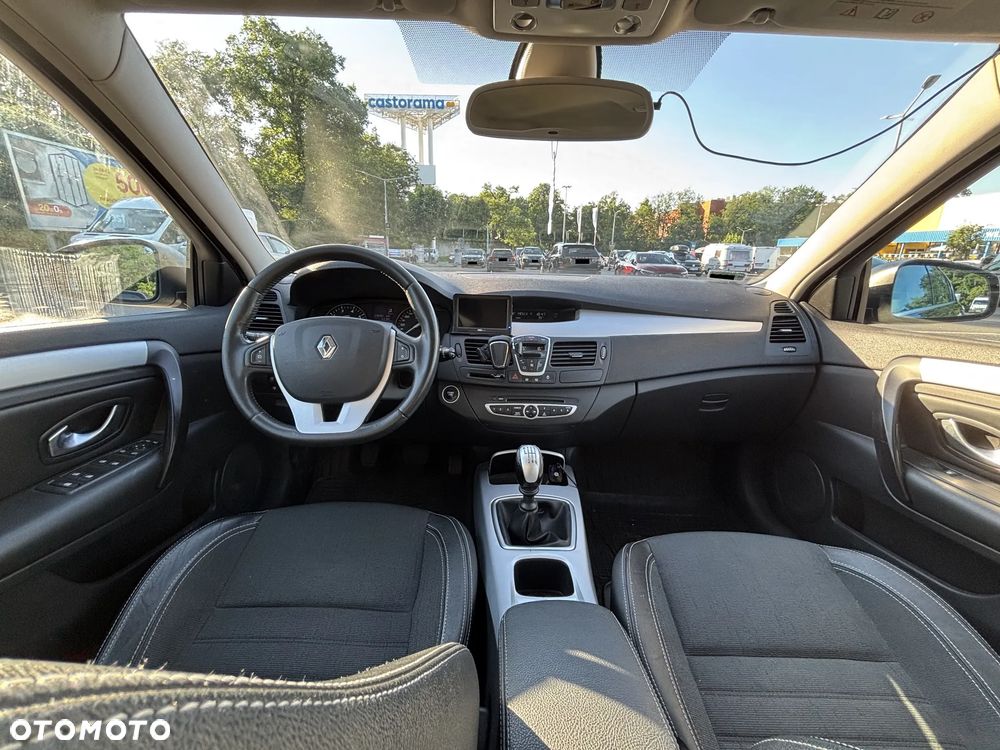 Renault Laguna 2.0 16V 140 Sportway - 24
