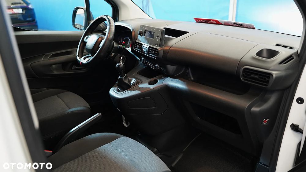 Citroën BERLINGO - 16
