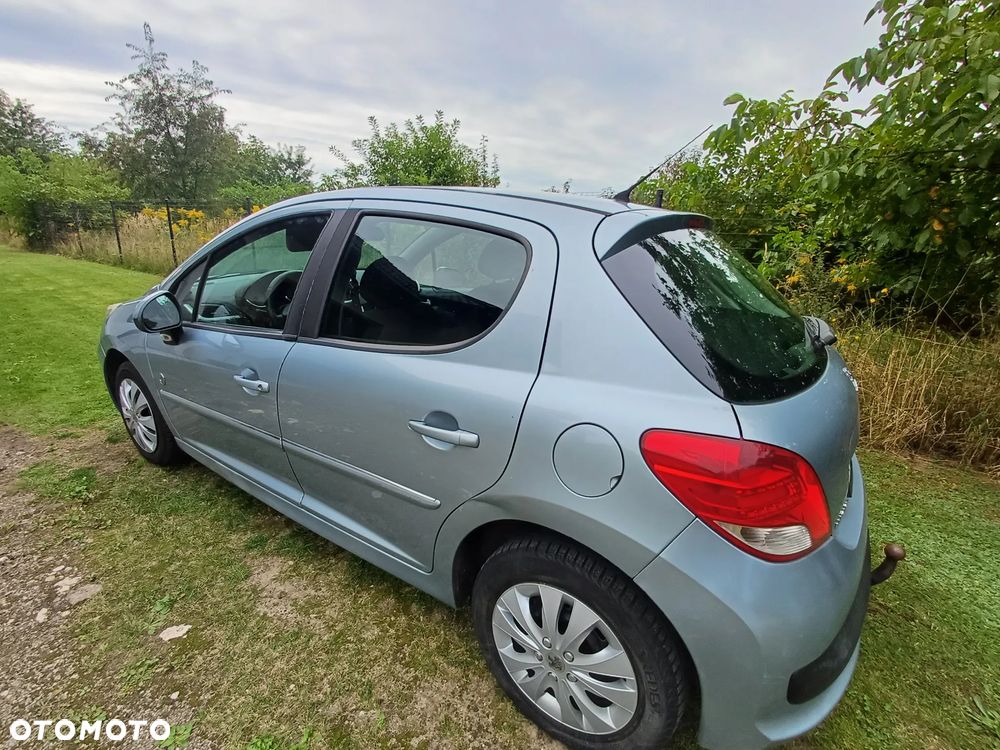 Peugeot 207 - 3