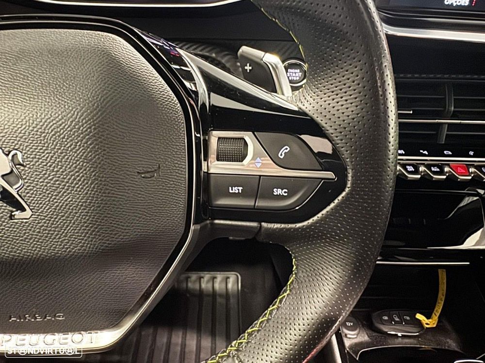 Peugeot 2008 1.2 PureTech GT Pack EAT8 - 22