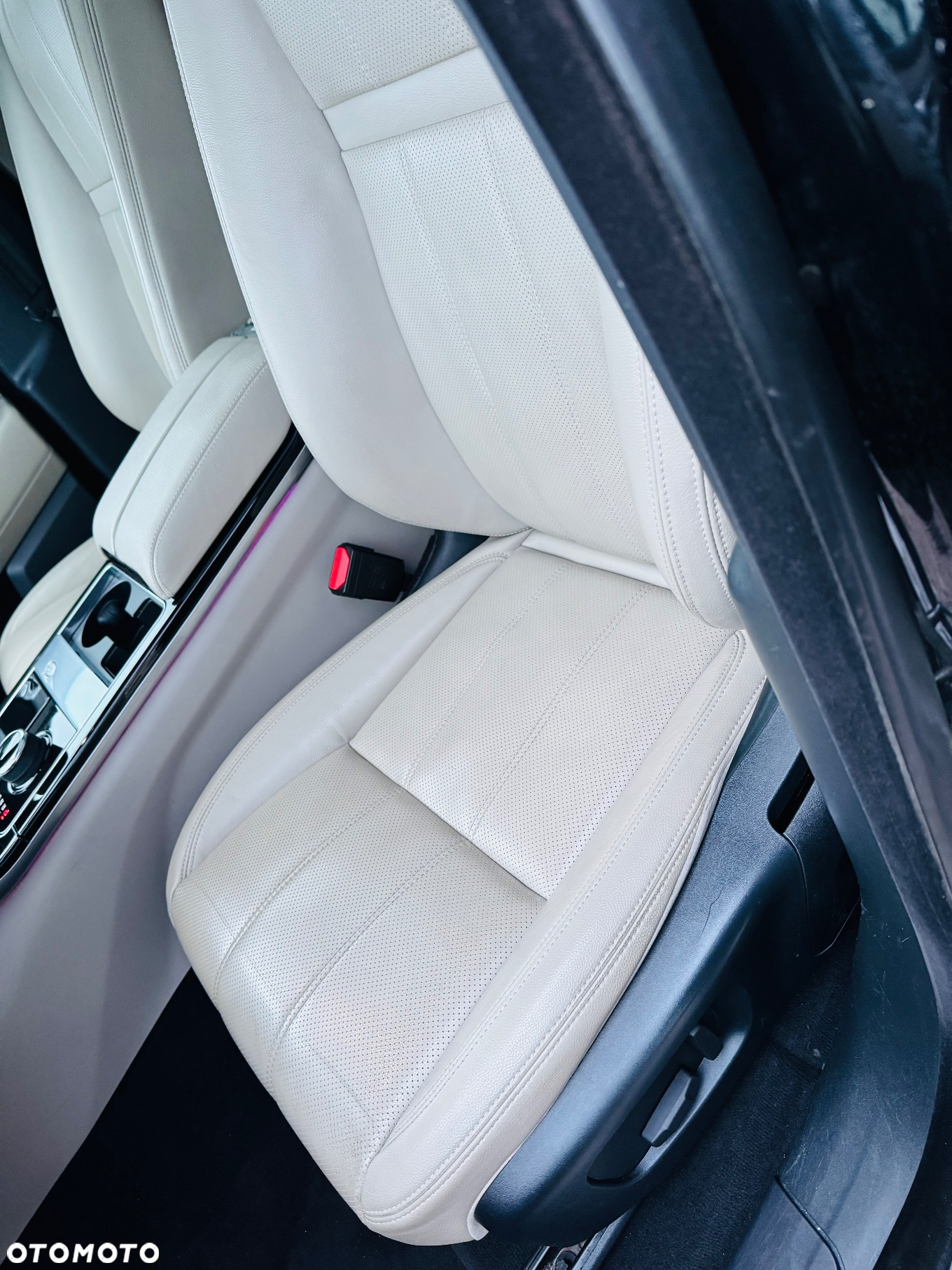Land Rover Range Rover Velar 2.0d R-Dynamic HSE - 26
