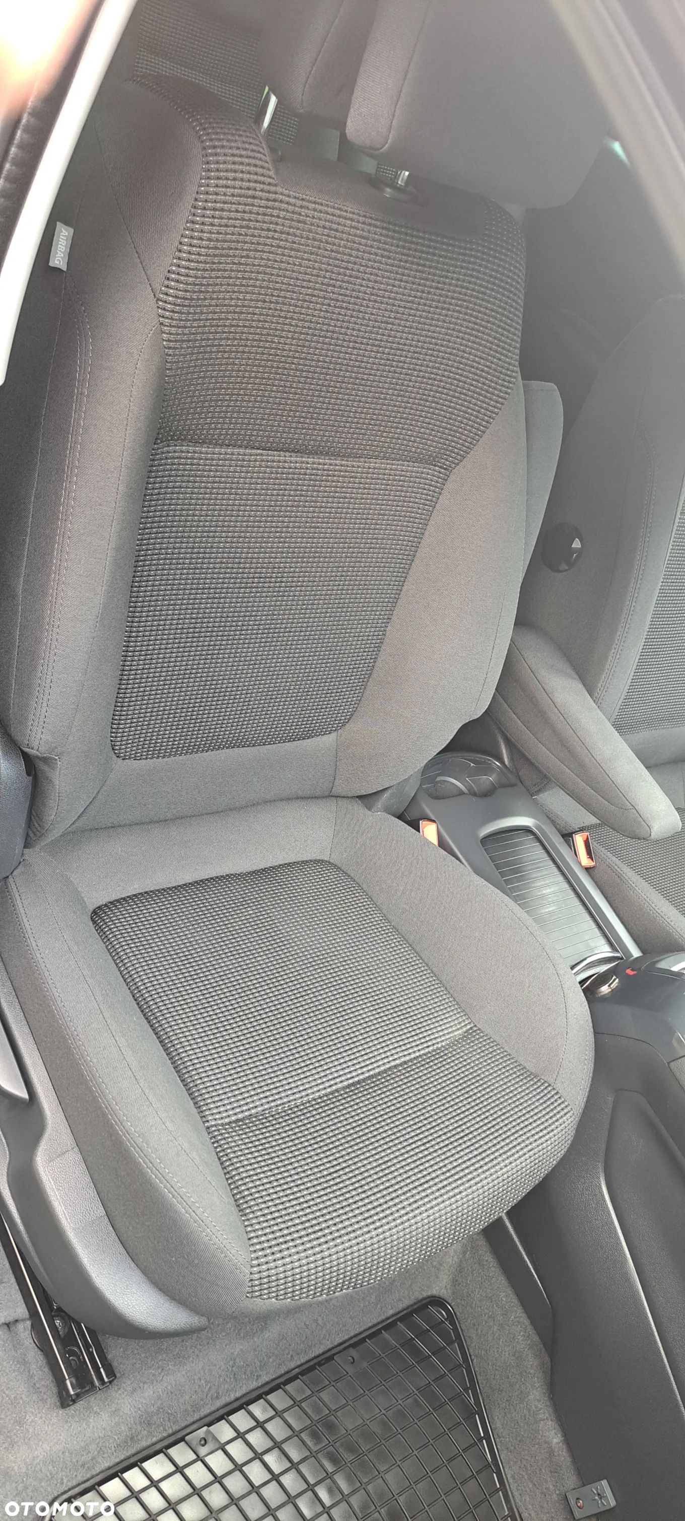 Peugeot 5008 - 16