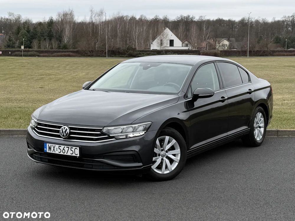 Volkswagen Passat 1.5 TSI EVO Business DSG - 1