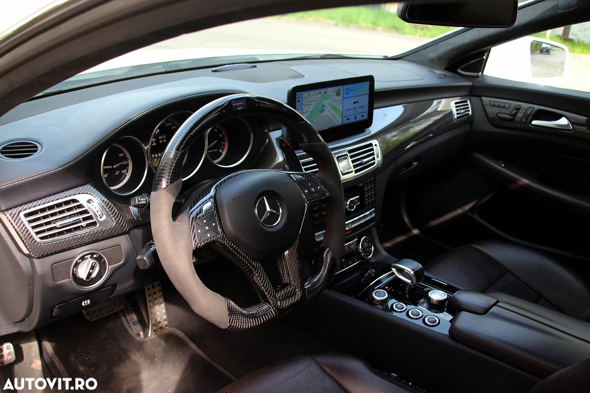 Mercedes-Benz CLS - 12