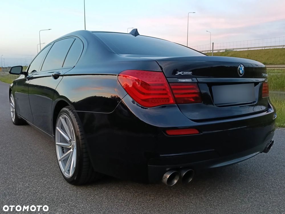 BMW Seria 7 - 10