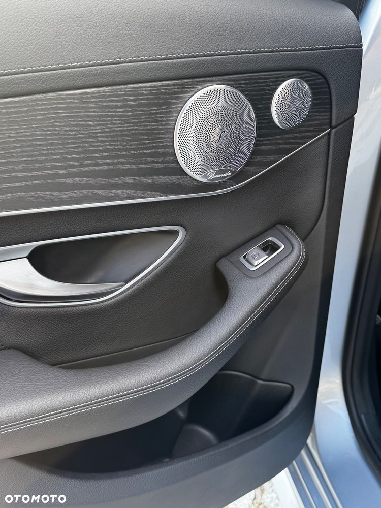 Mercedes-Benz Klasa C 220 CDI DPF Automatik Avantgarde - 31