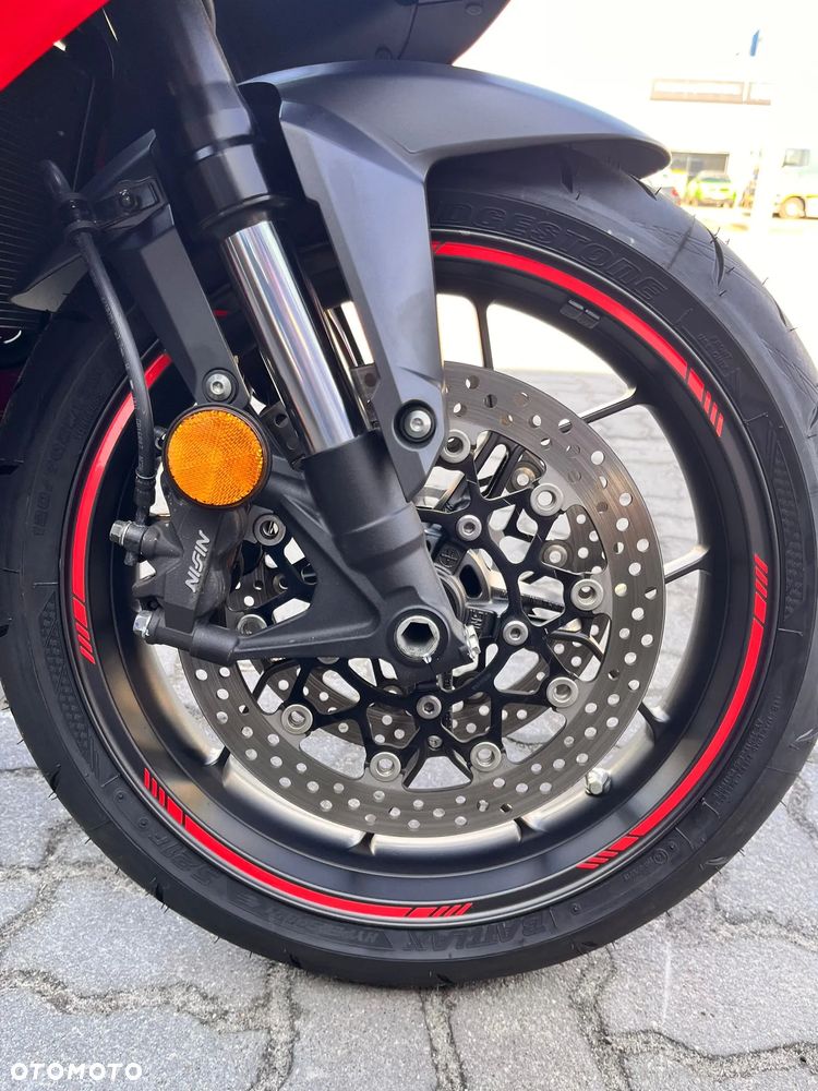 Honda CBR - 14