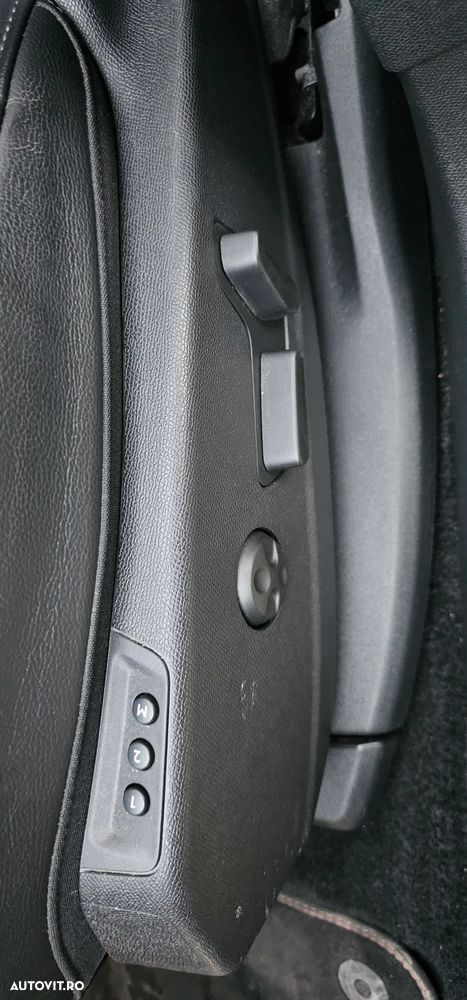 DS Automobiles DS 7 Crossback 1.6 PHeV FWD 225 EAT8 PERFORMANCE LINE + - 21