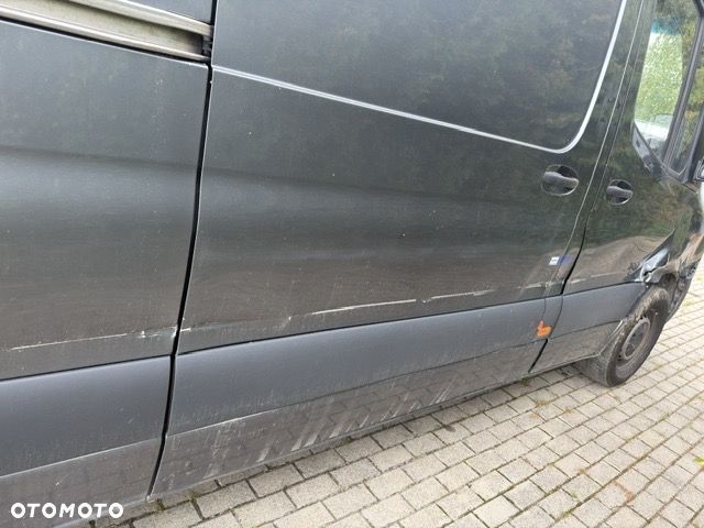 Mercedes-Benz Sprinter - 4