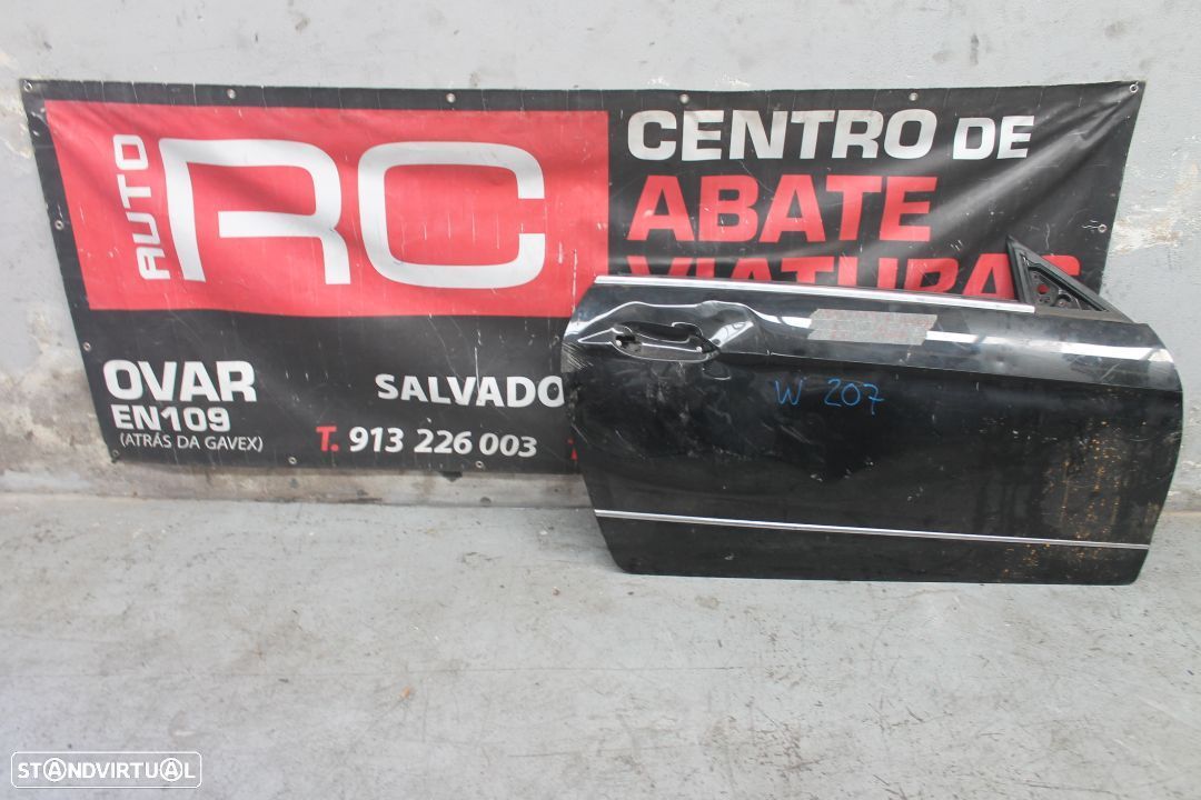 Porta da Frente do Lado Direito Mercedes W207 Coupé - 1