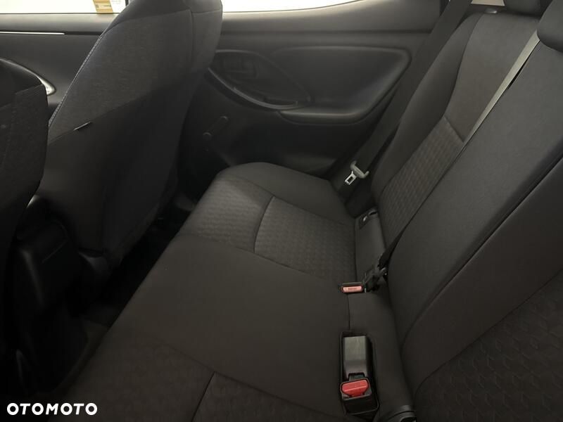 Toyota Yaris - 20