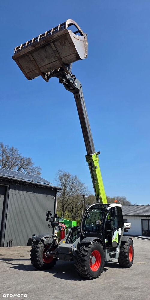 Claas Scorpion 746 VARIPOWER - 2